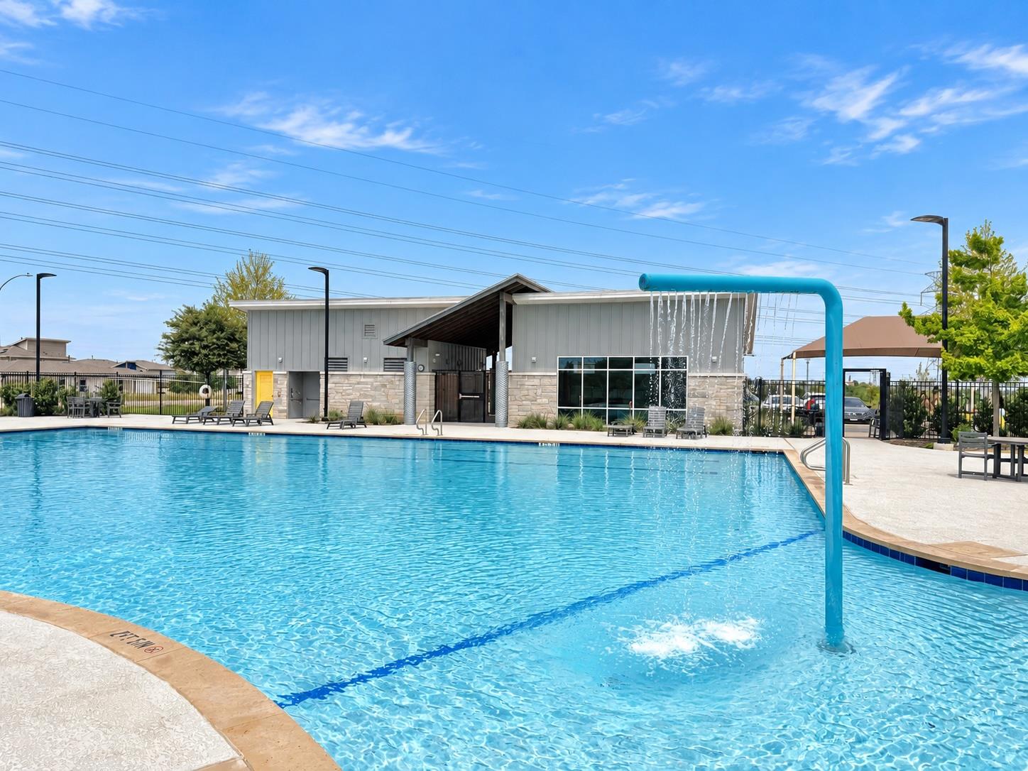 7511 Traylor Cv Property Photo 36