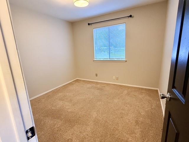 1920 White Oak Cir Property Photo 12