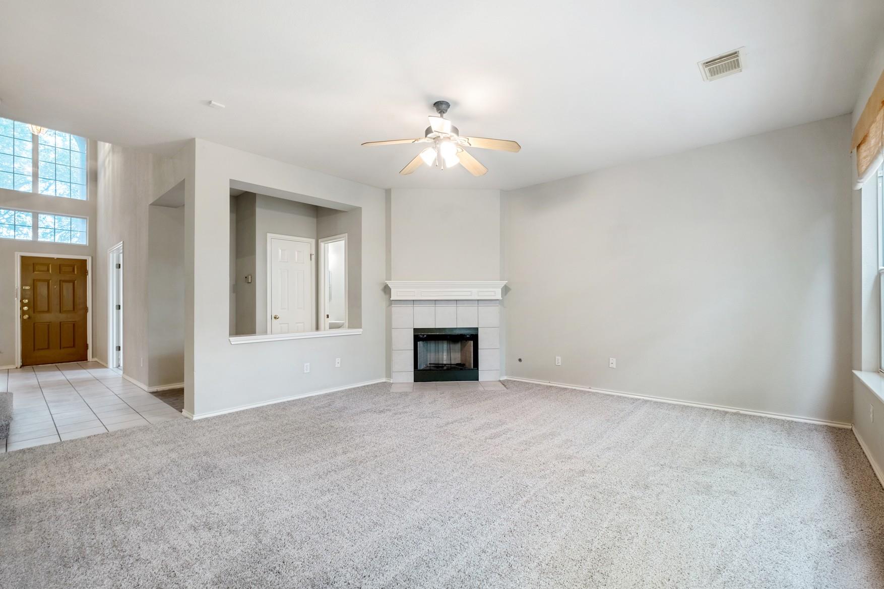 4229 Kingsburg Dr Property Photo 10