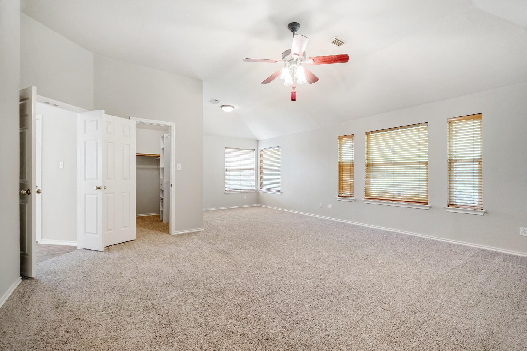 4229 Kingsburg Dr Property Photo 19