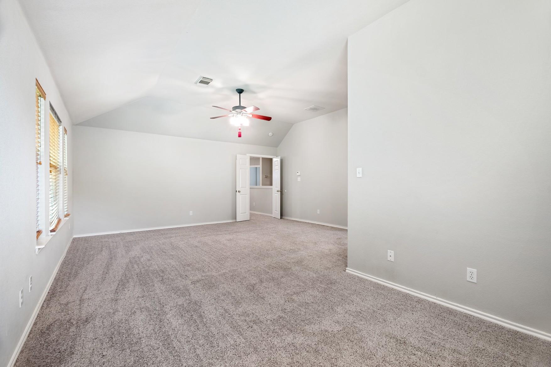 4229 Kingsburg Dr Property Photo 21