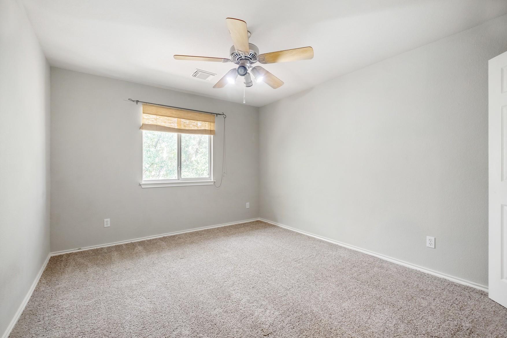 4229 Kingsburg Dr Property Photo 25