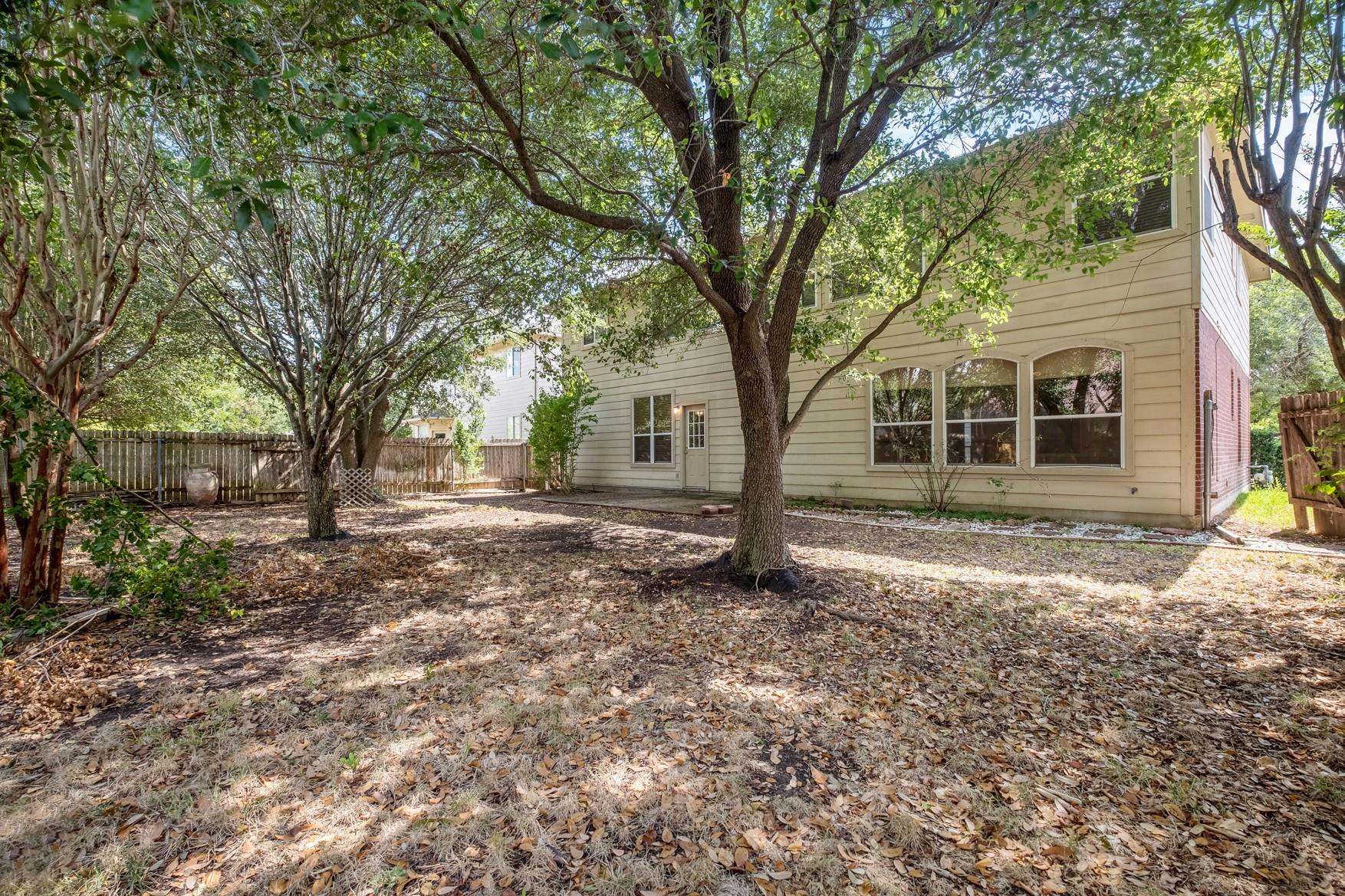 4229 Kingsburg Dr Property Photo 34