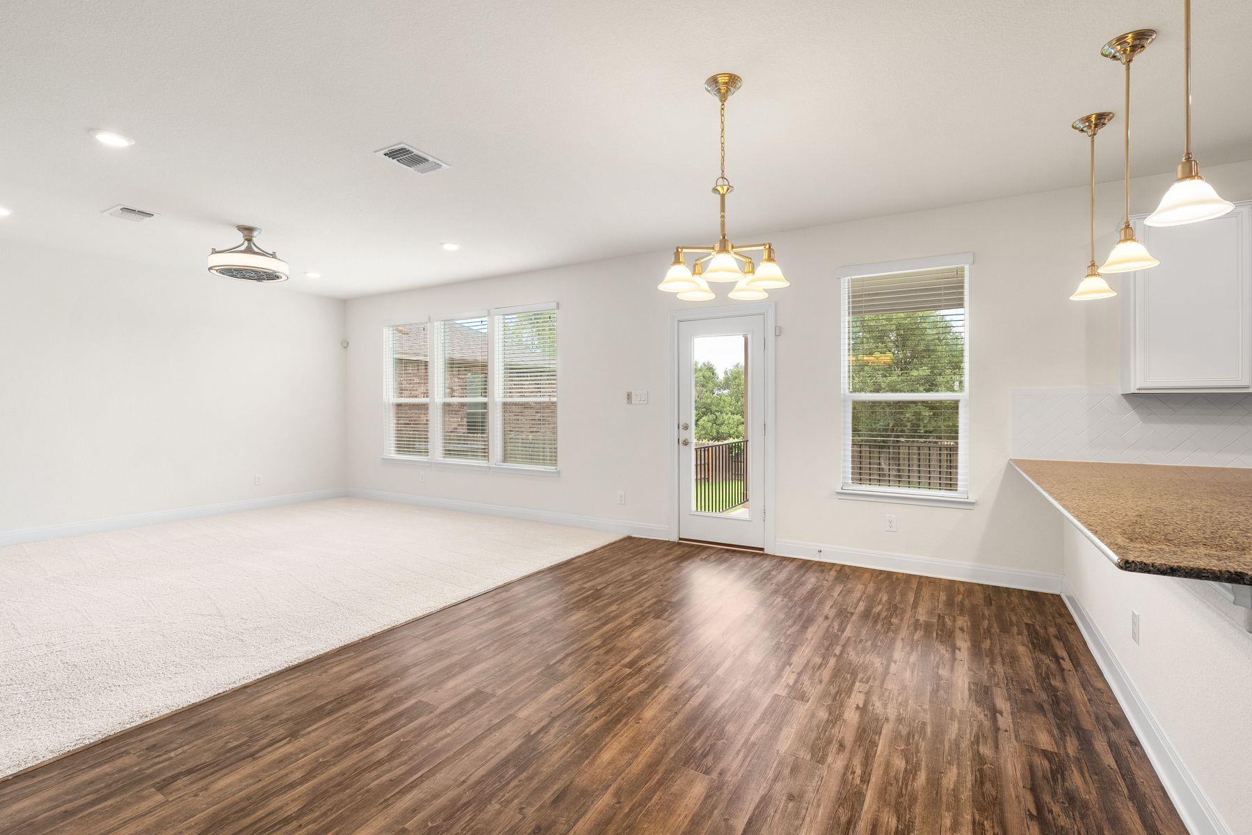 1209 Half Hitch Trl Property Photo 15