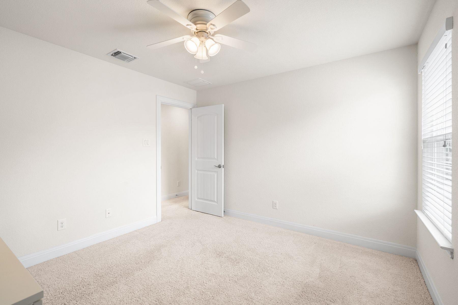 1209 Half Hitch Trl Property Photo 30