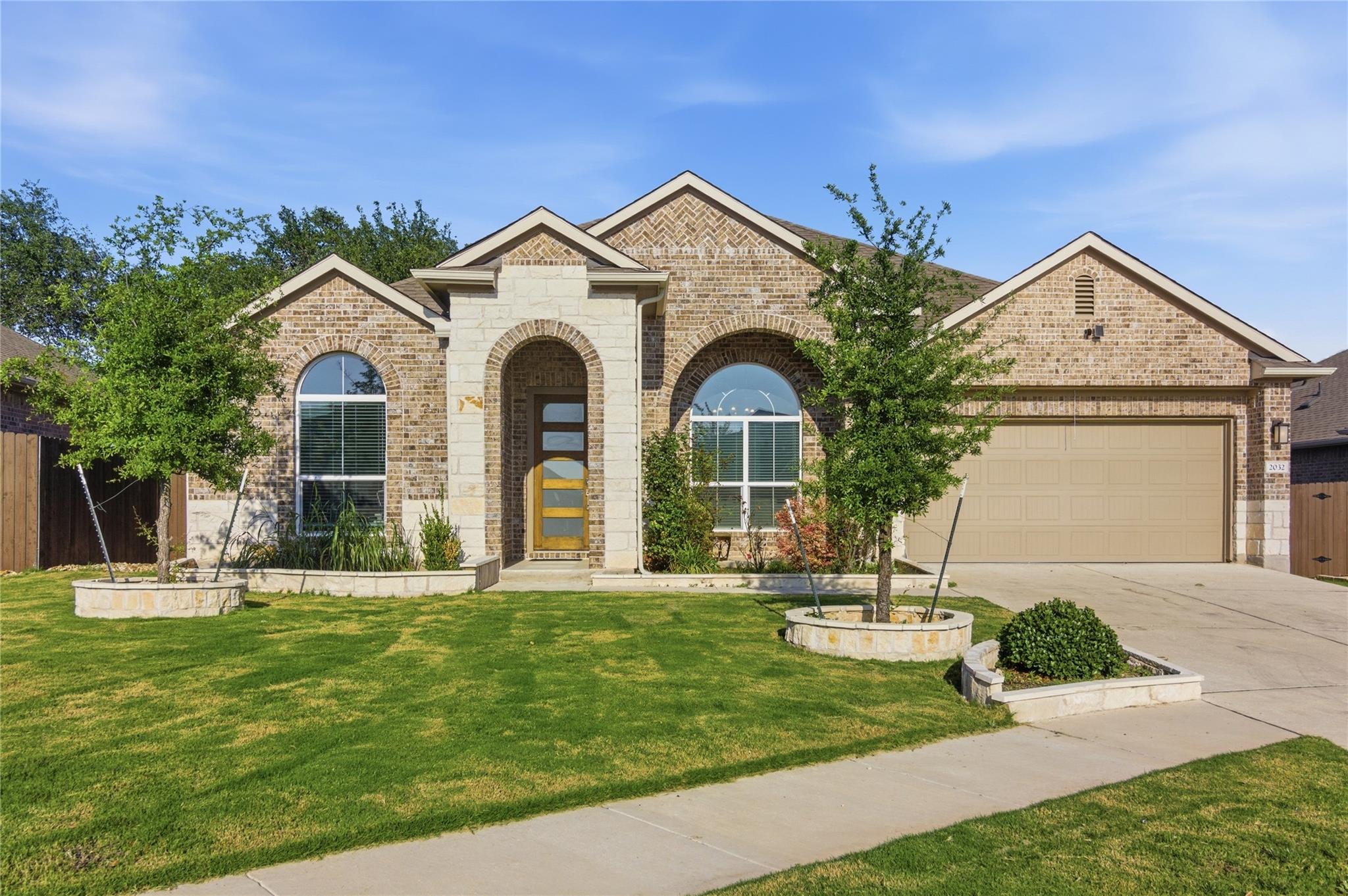 2032 Rushing Ranch Path Property Photo 1