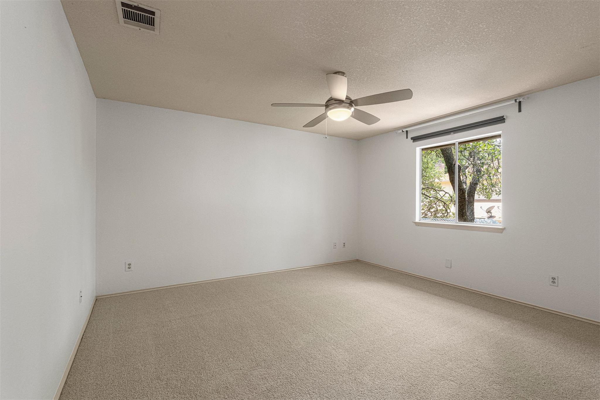 7516 Windrush Dr Property Photo 22