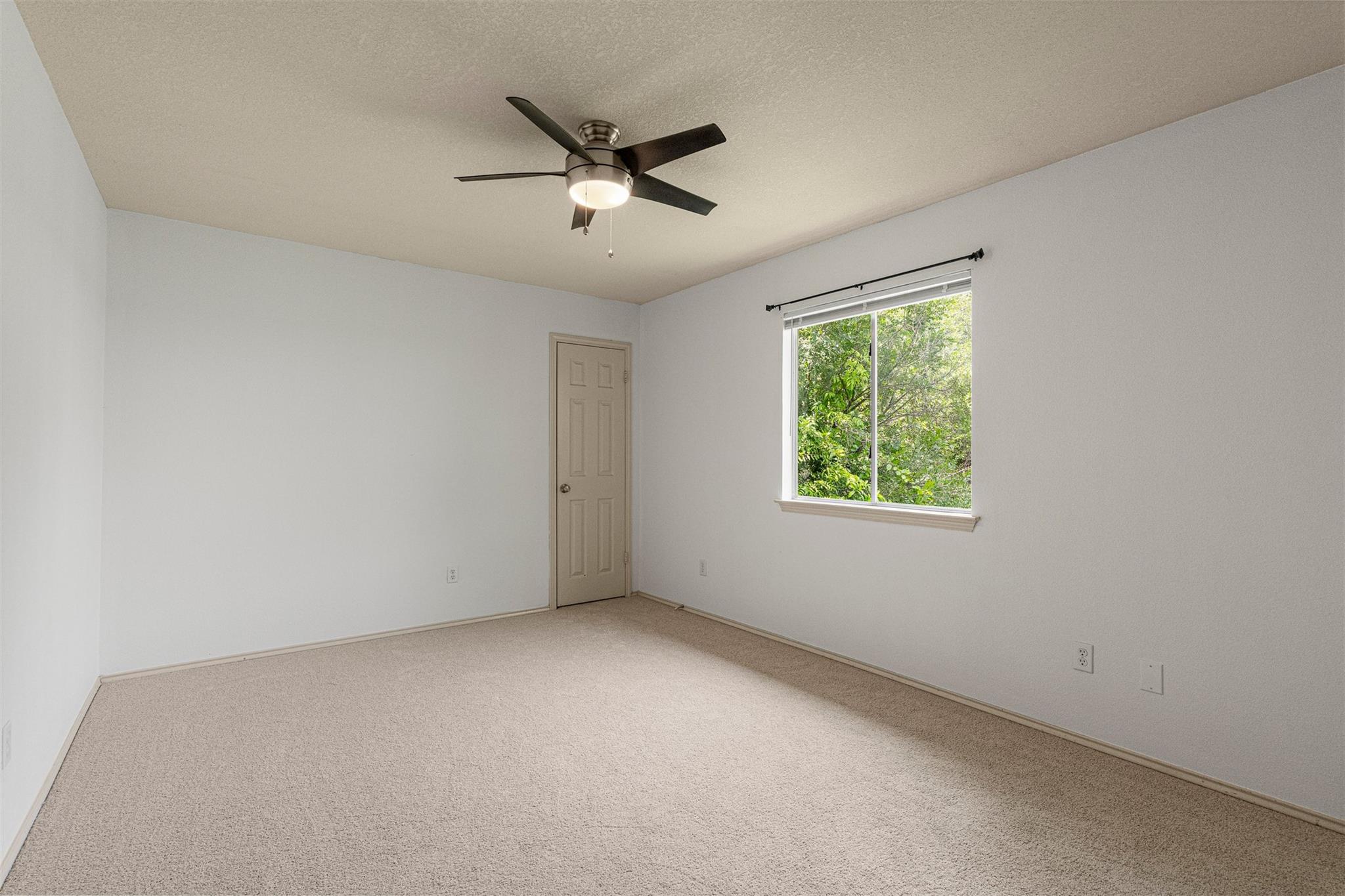 7516 Windrush Dr Property Photo 23