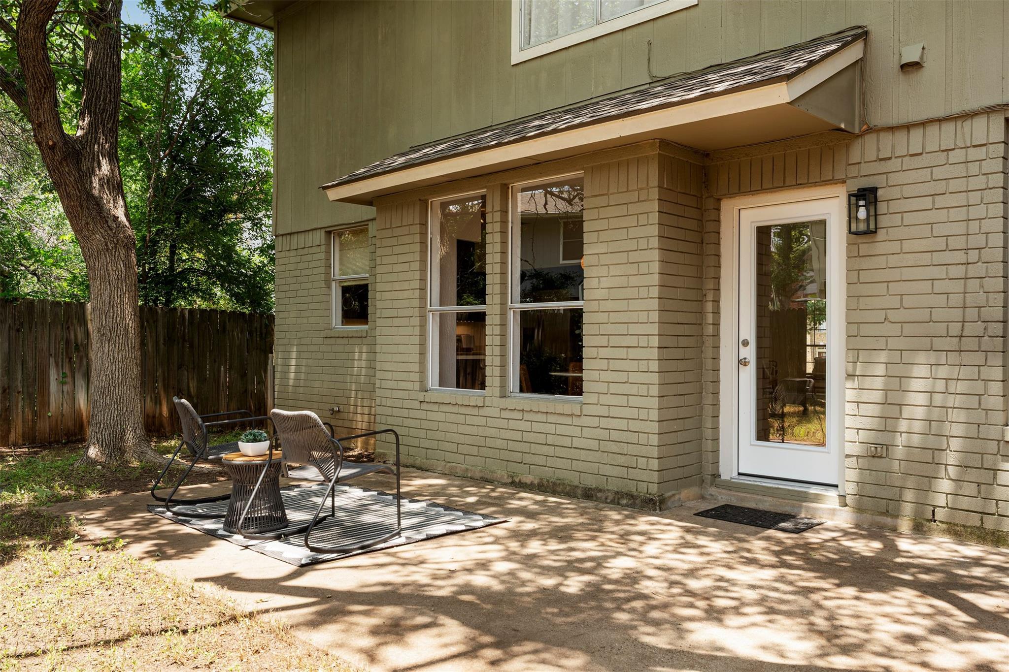 7516 Windrush Dr Property Photo 26
