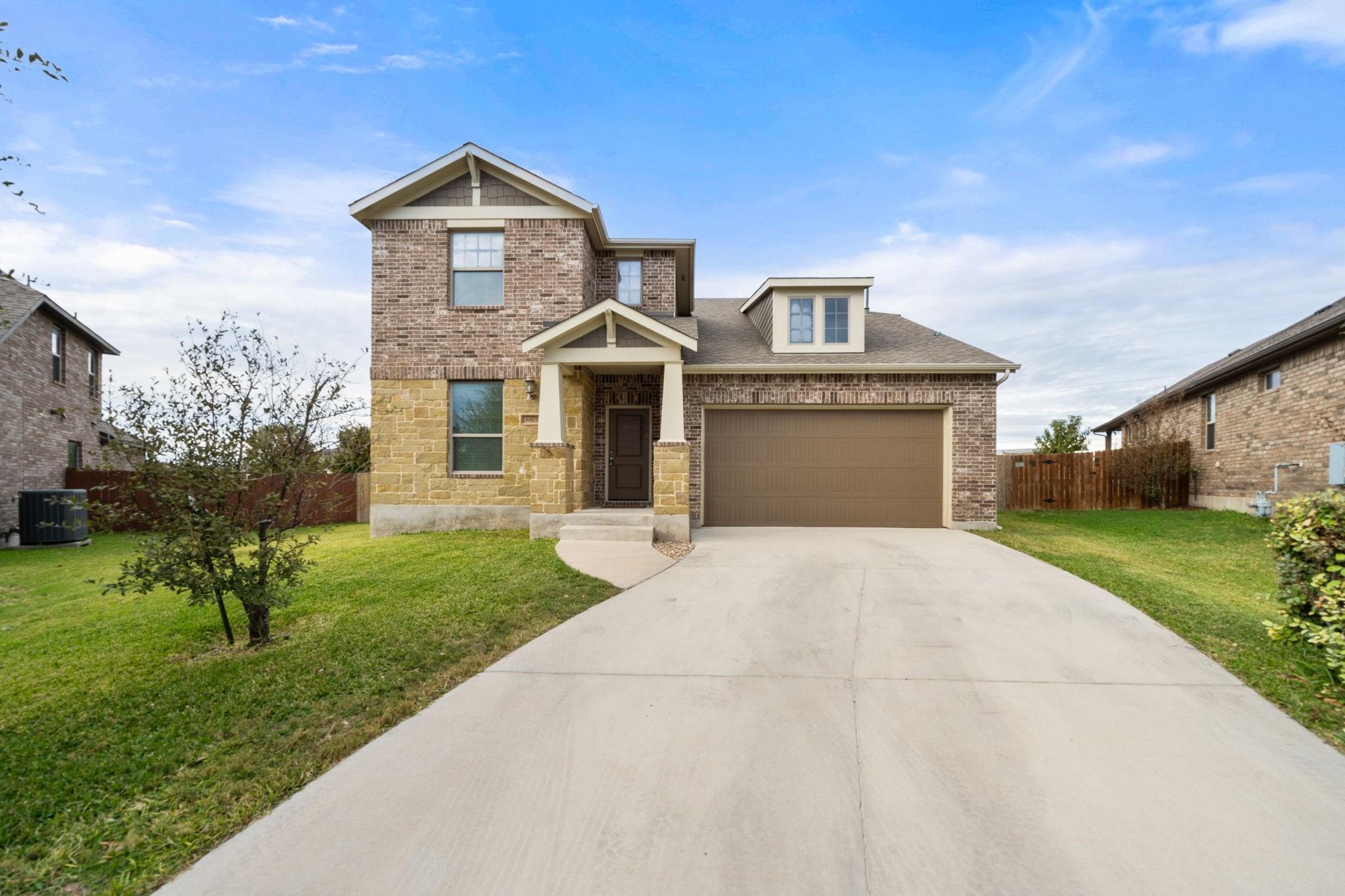 6905 Etna Way Property Photo
