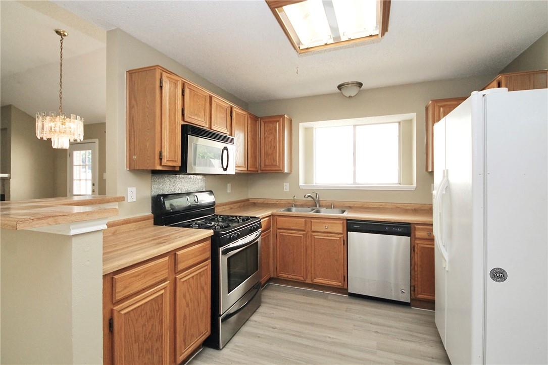 4504 Sojourner St Property Photo 4