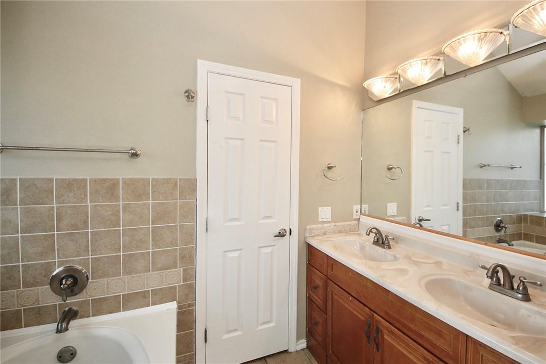 4504 Sojourner St Property Photo 7