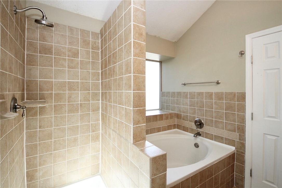 4504 Sojourner St Property Photo 8