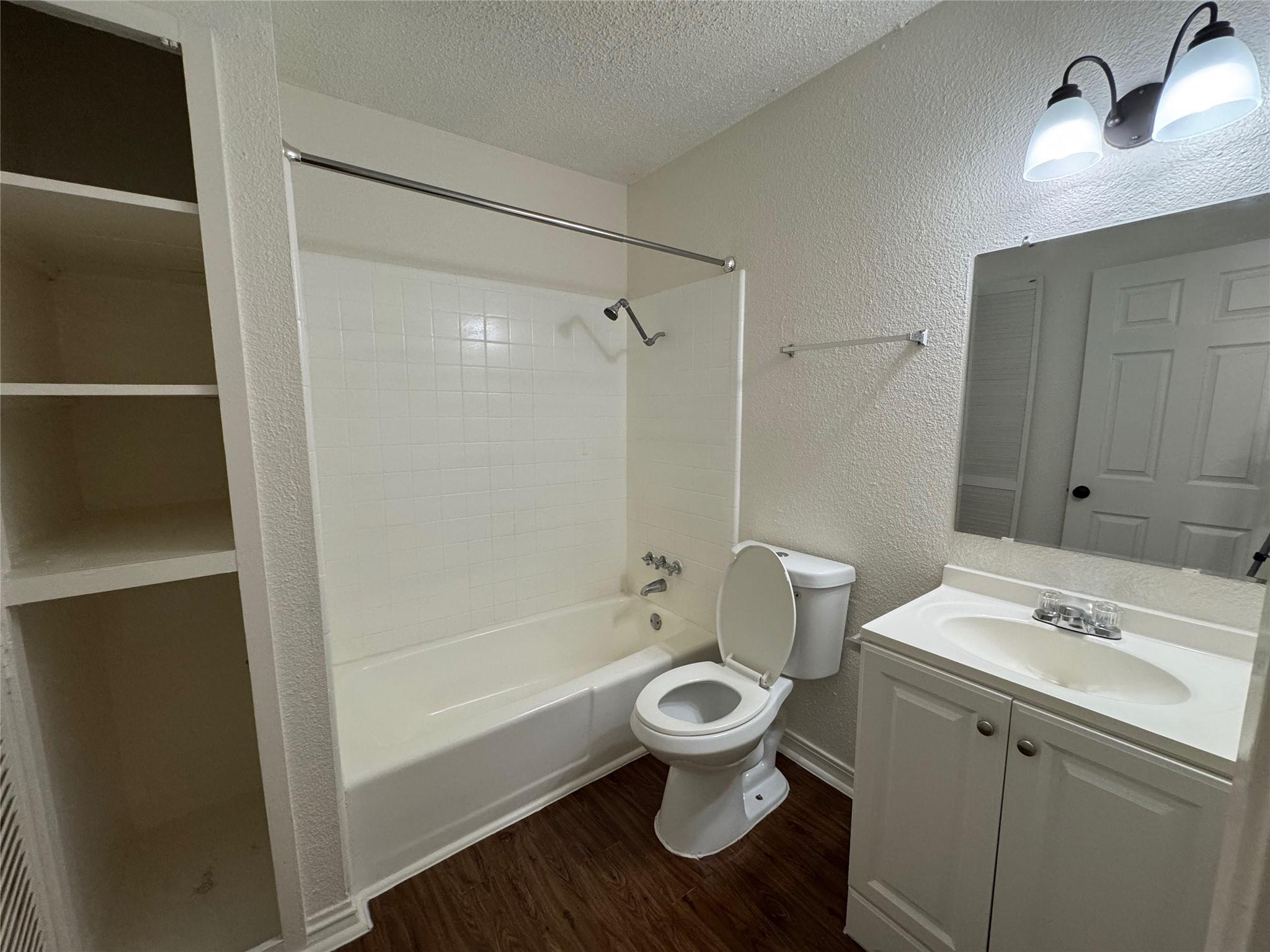 5006 West Wind Trl #101 Property Photo 15