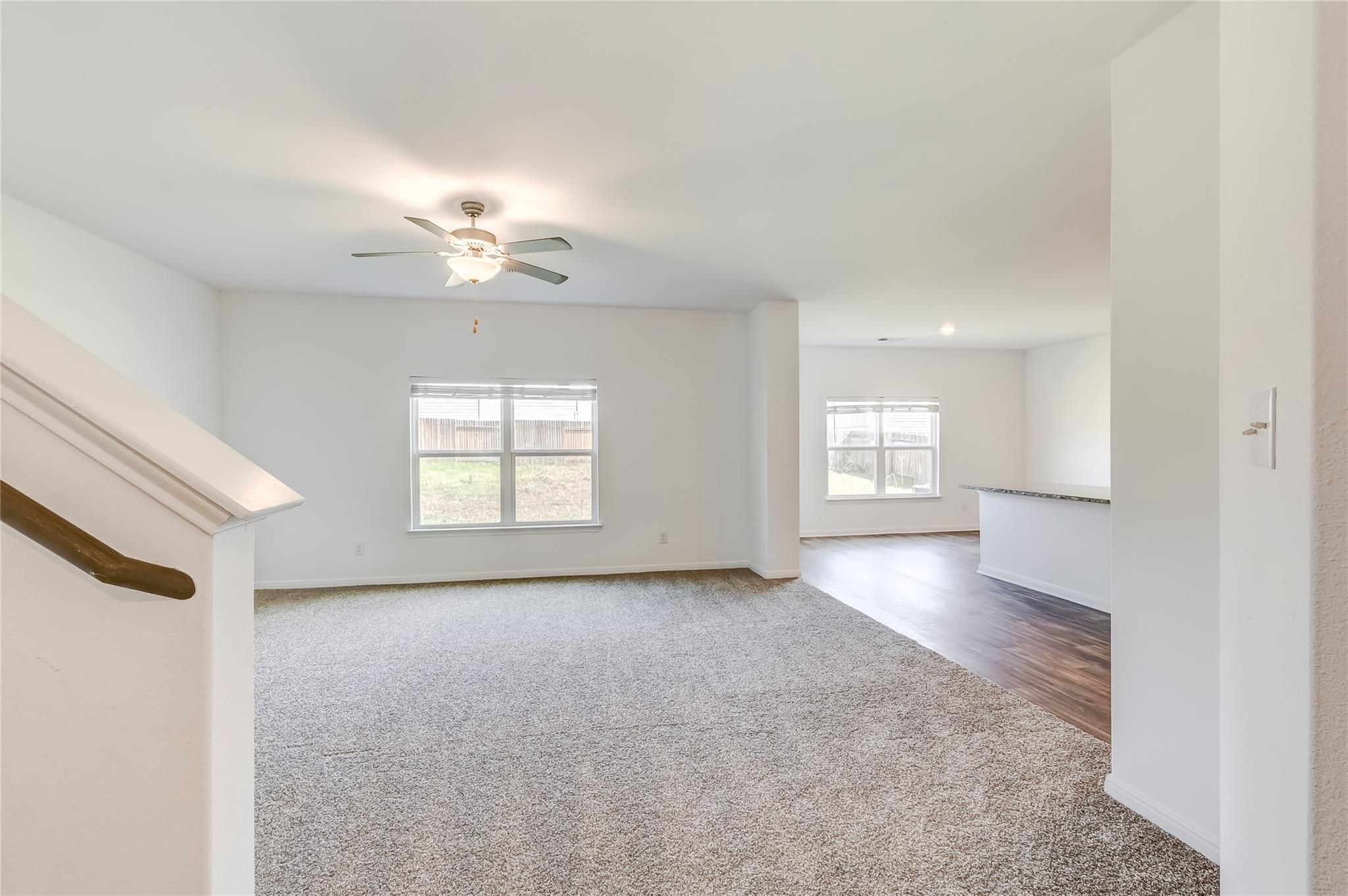 117 Fairfax Ln Property Photo 4