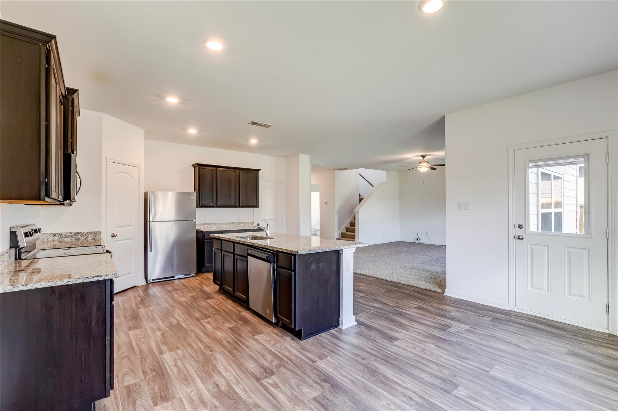 117 Fairfax Ln Property Photo 14