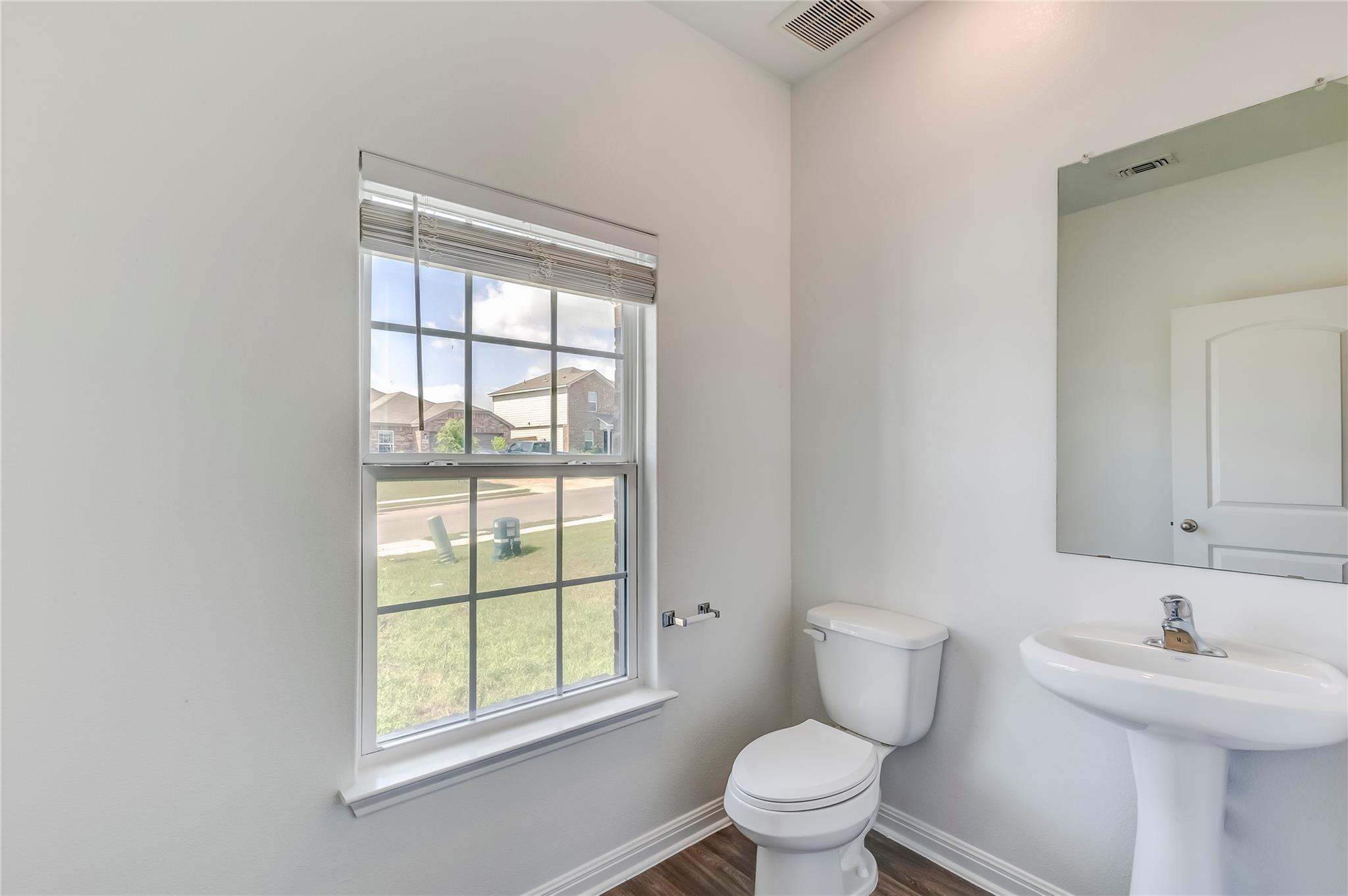 117 Fairfax Ln Property Photo 15
