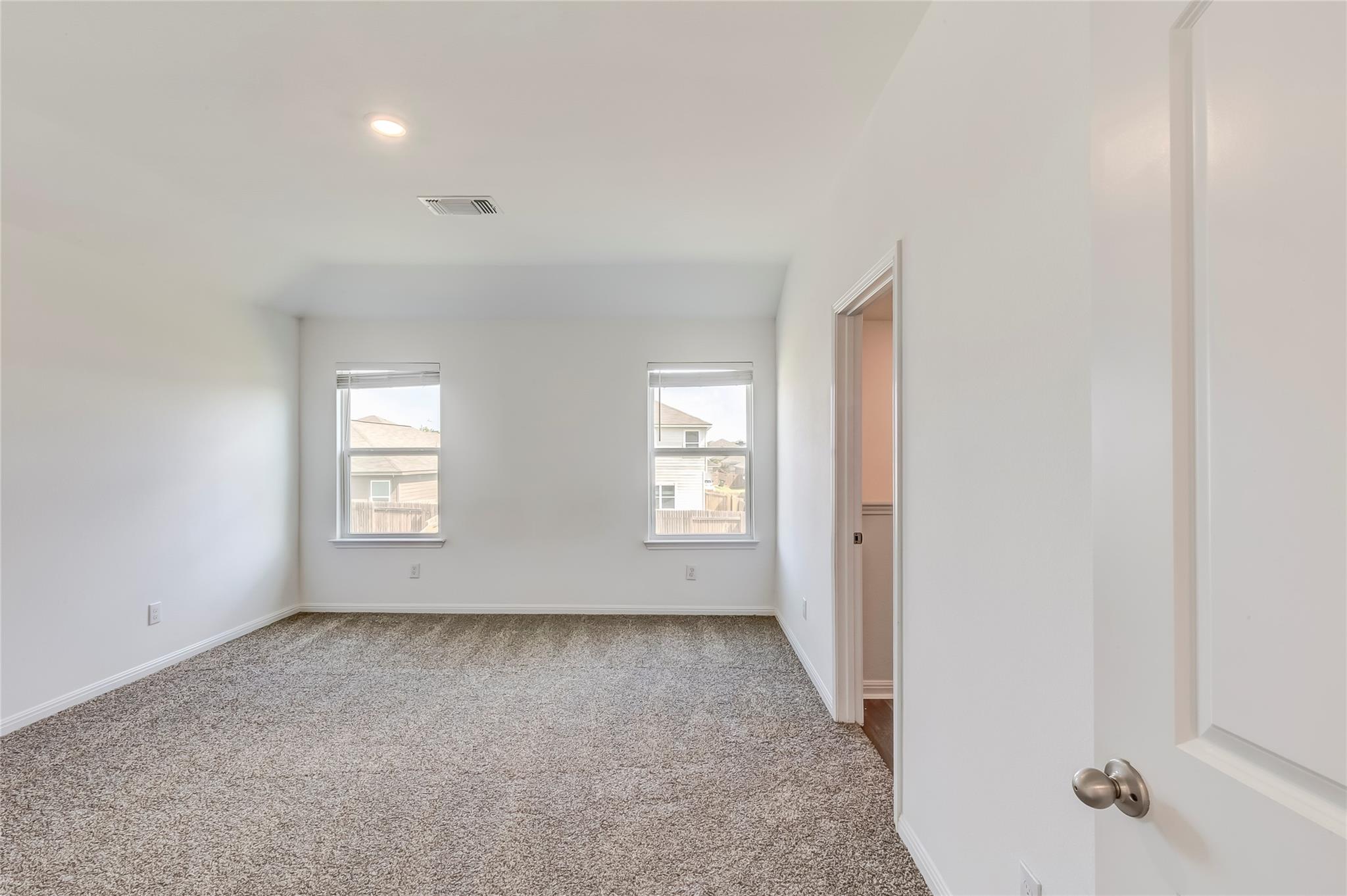 117 Fairfax Ln Property Photo 16