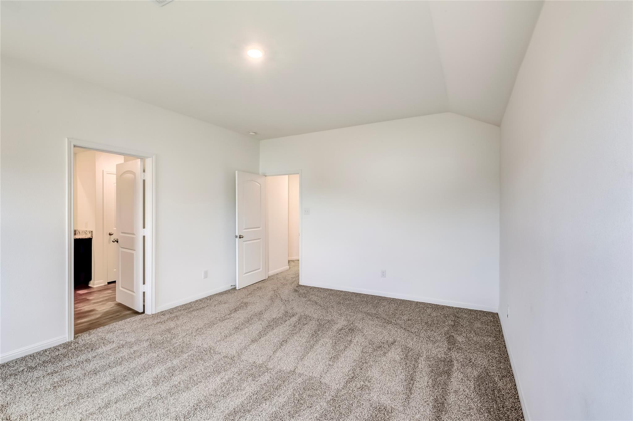 117 Fairfax Ln Property Photo 18