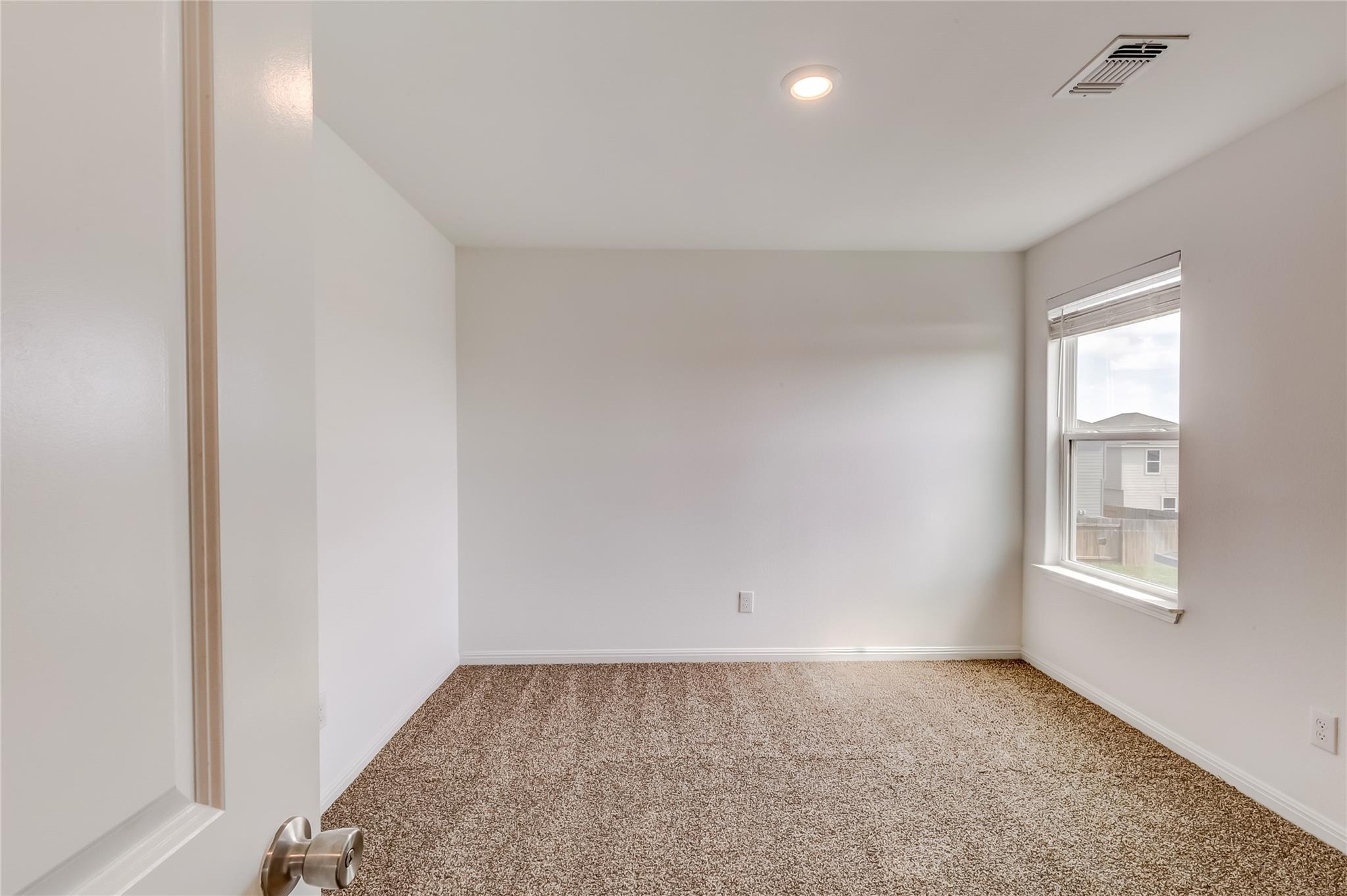 117 Fairfax Ln Property Photo 24