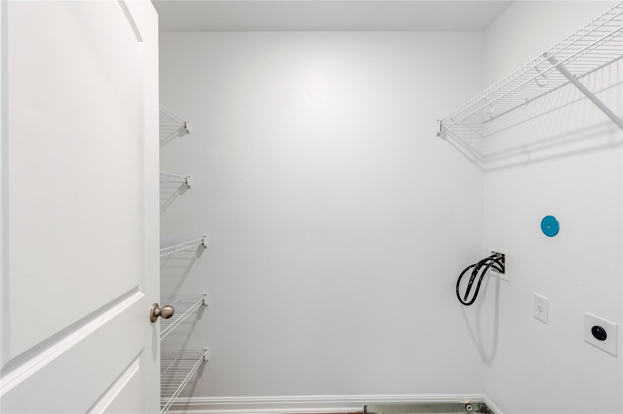 117 Fairfax Ln Property Photo 26