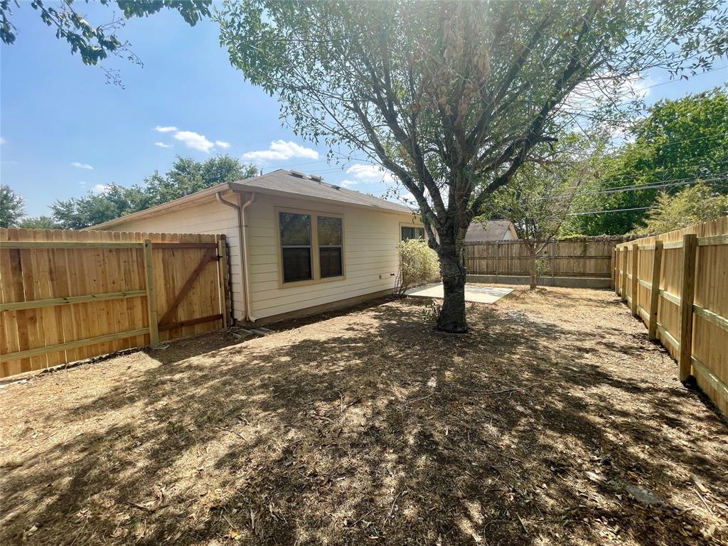 4704 Cypress Bnd Property Photo 3
