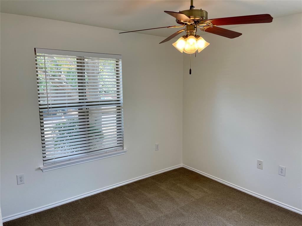 4704 Cypress Bnd Property Photo 10
