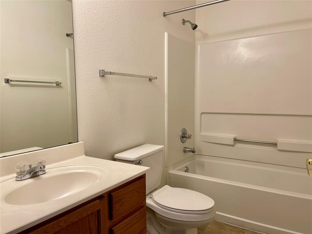 4704 Cypress Bnd Property Photo 14
