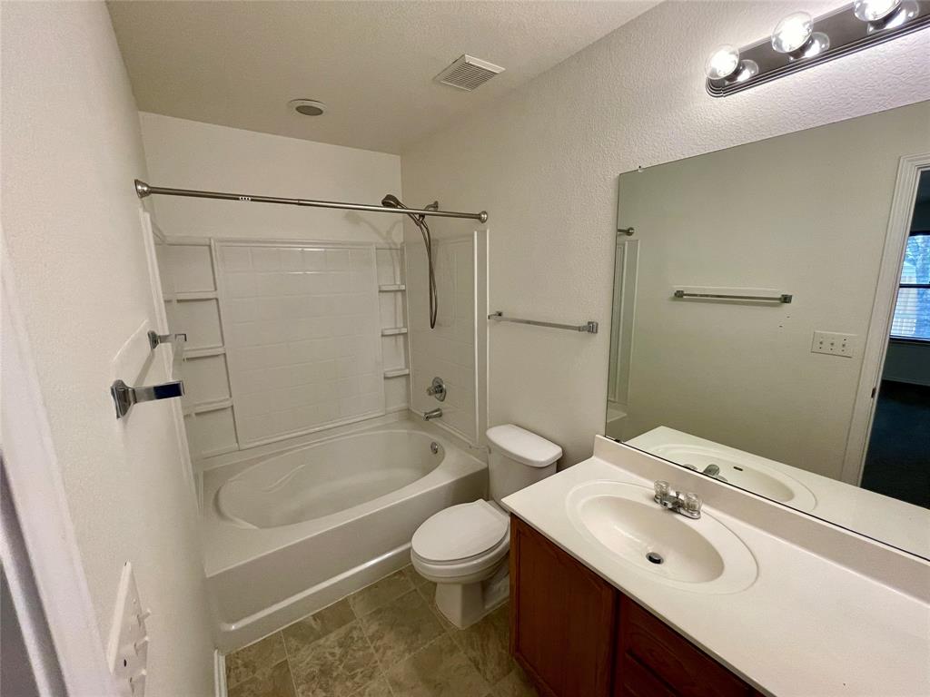 4704 Cypress Bnd Property Photo 18