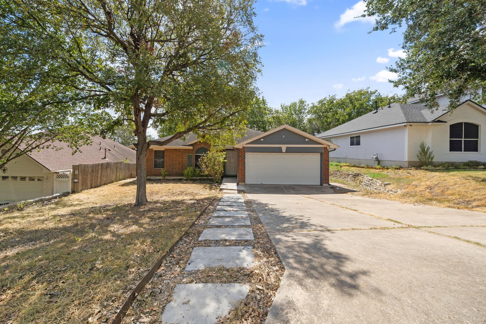 5505 Mesquite Grove Rd Property Photo 1