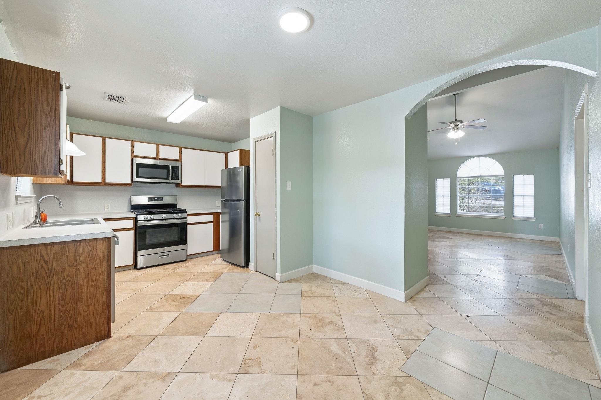 5505 Mesquite Grove Rd Property Photo 8