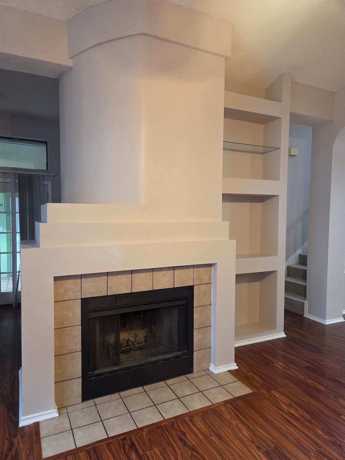 3215 Tree Grove Dr Property Photo 6