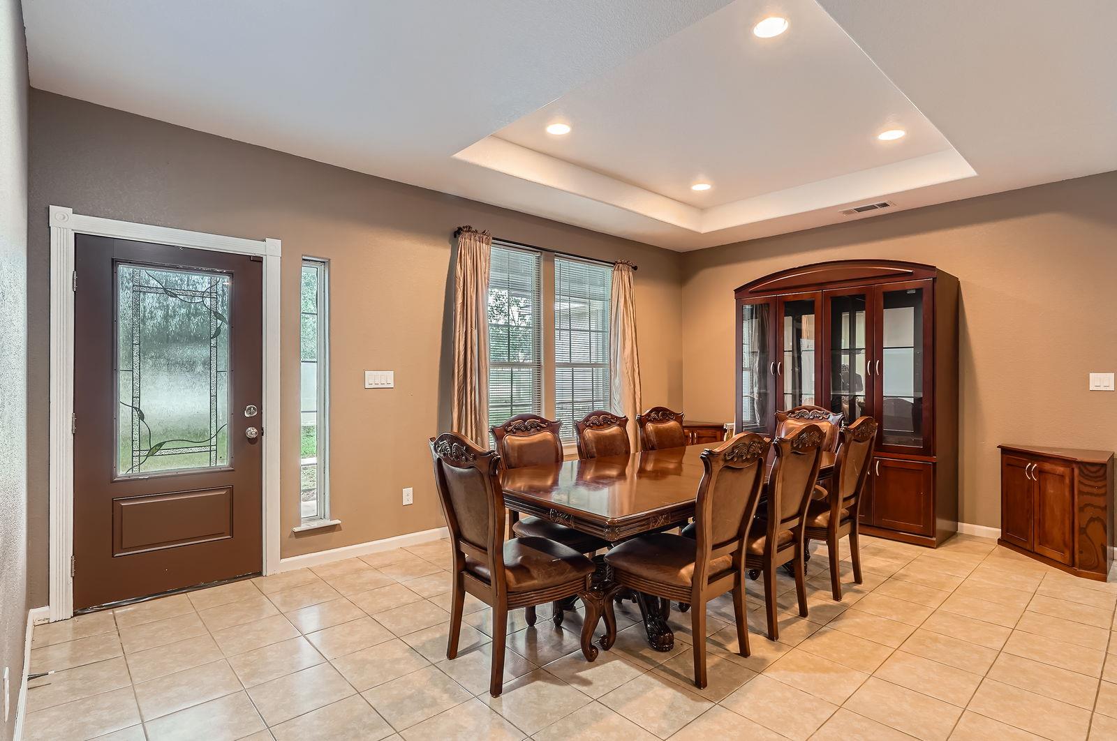 195 Heritage Oaks Dr Property Photo 4