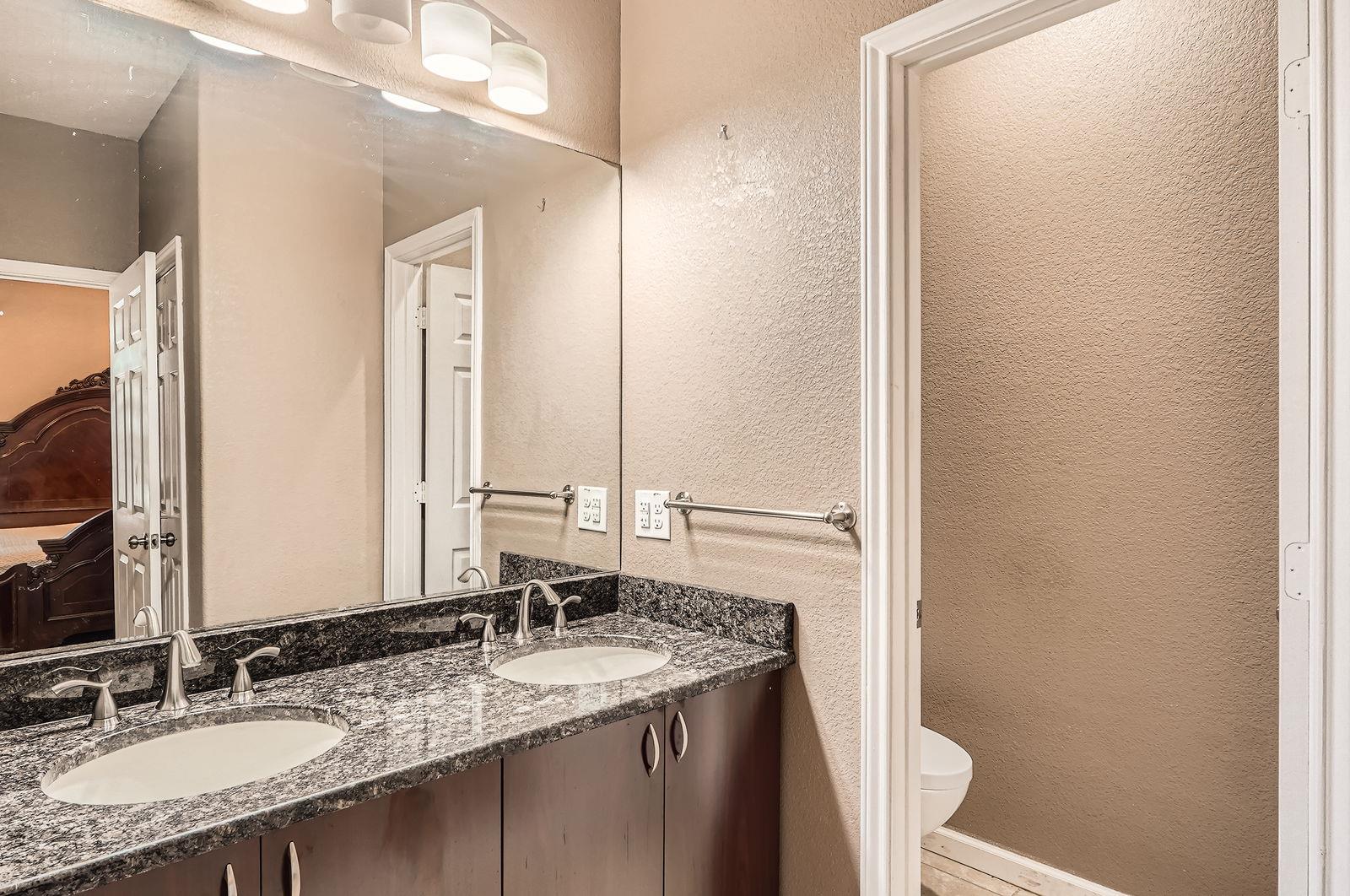 195 Heritage Oaks Dr Property Photo 17