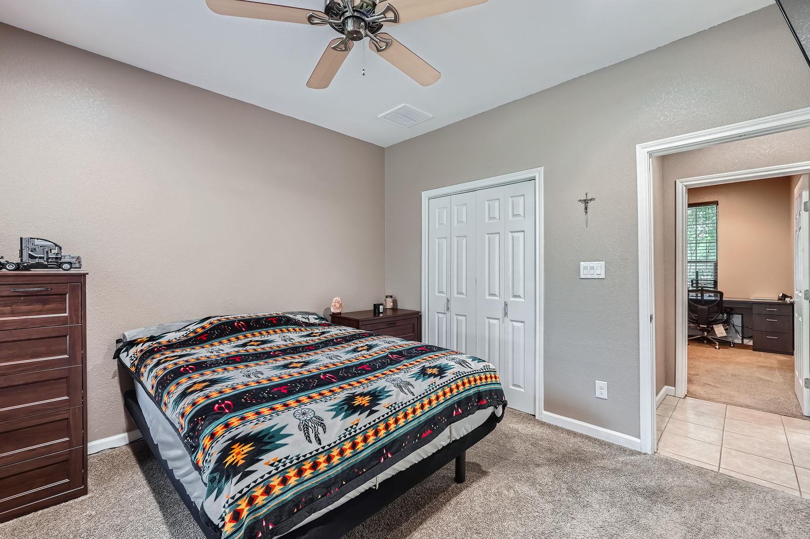 195 Heritage Oaks Dr Property Photo 21