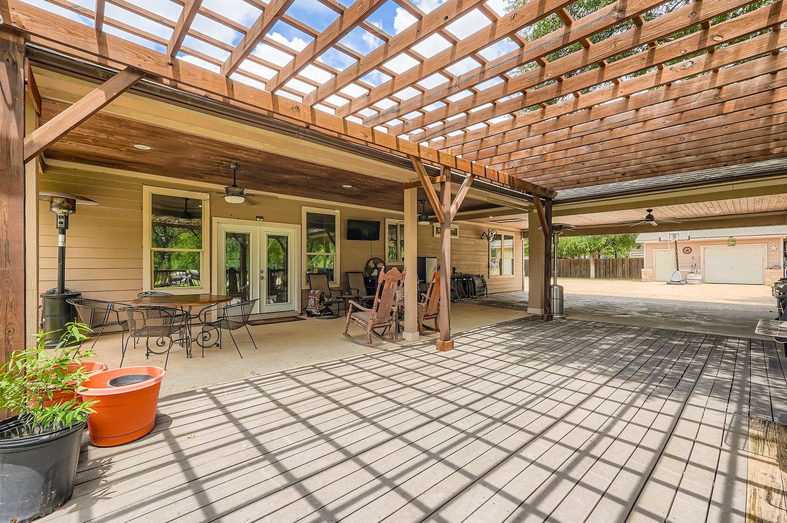 195 Heritage Oaks Dr Property Photo 25