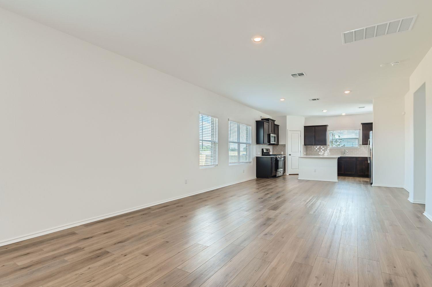310 Milliner Loop None Property Photo 4