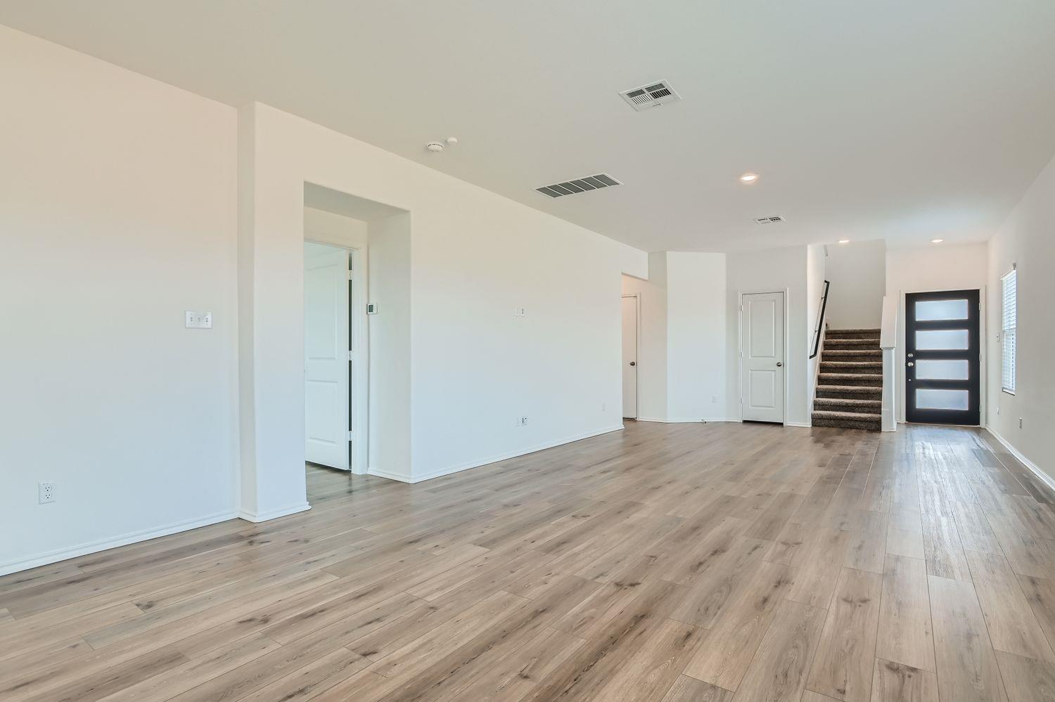 310 Milliner Loop None Property Photo 5