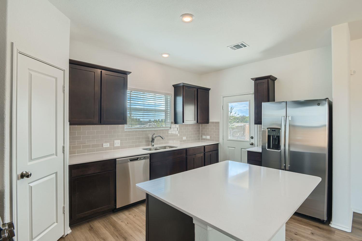 310 Milliner Loop None Property Photo 6