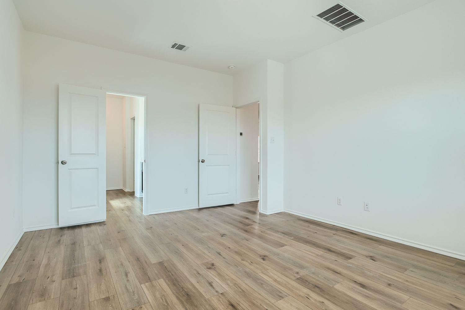 310 Milliner Loop None Property Photo 11