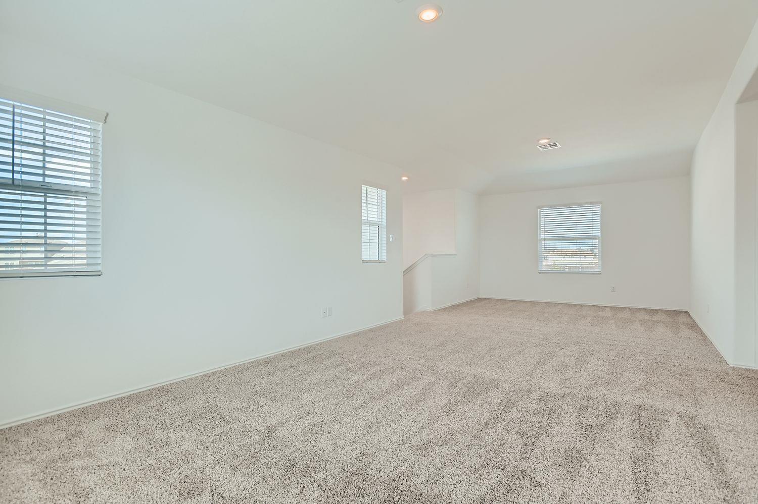 310 Milliner Loop None Property Photo 16