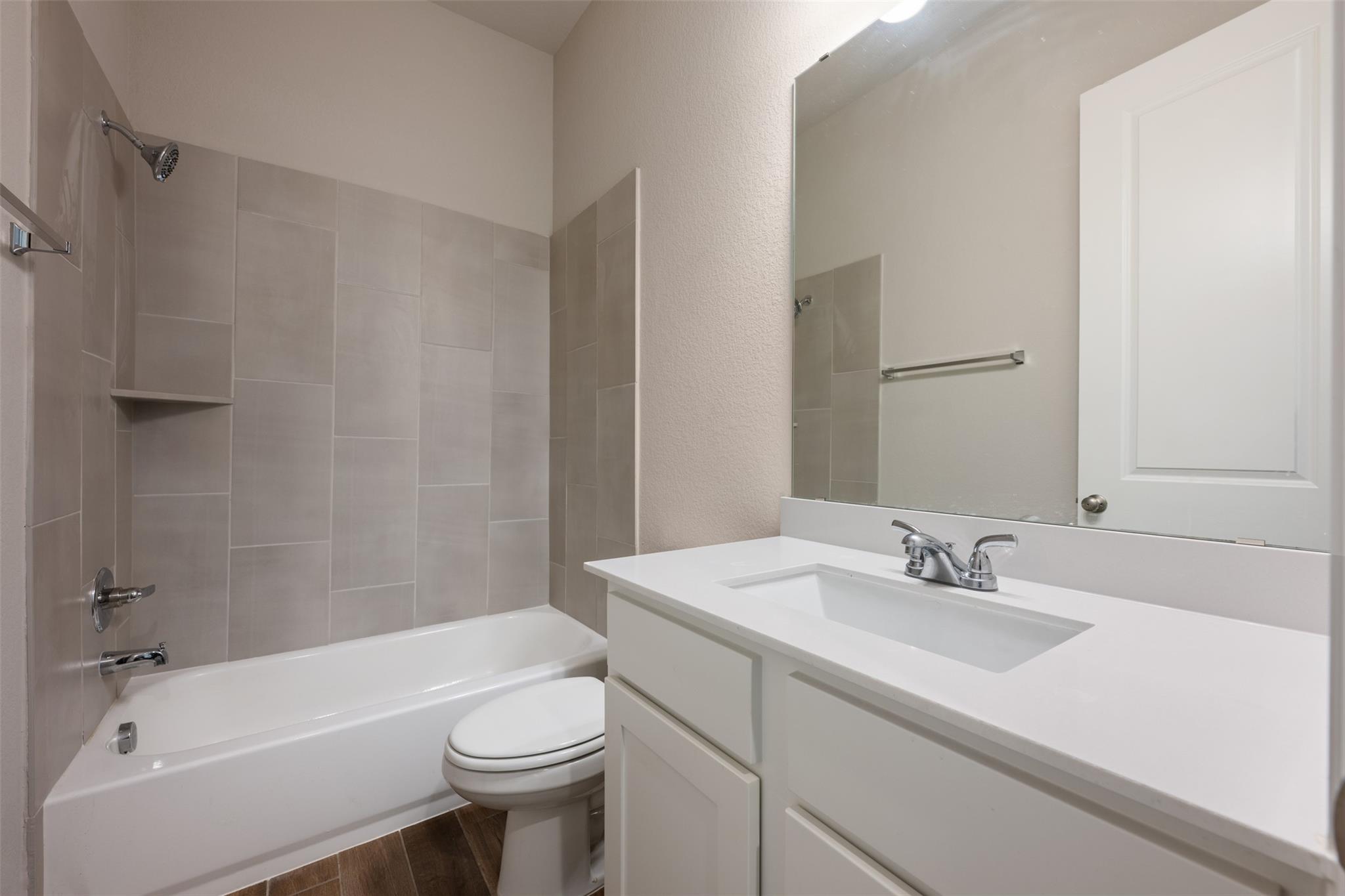 104 Anejo Bluff Ct Property Photo 13