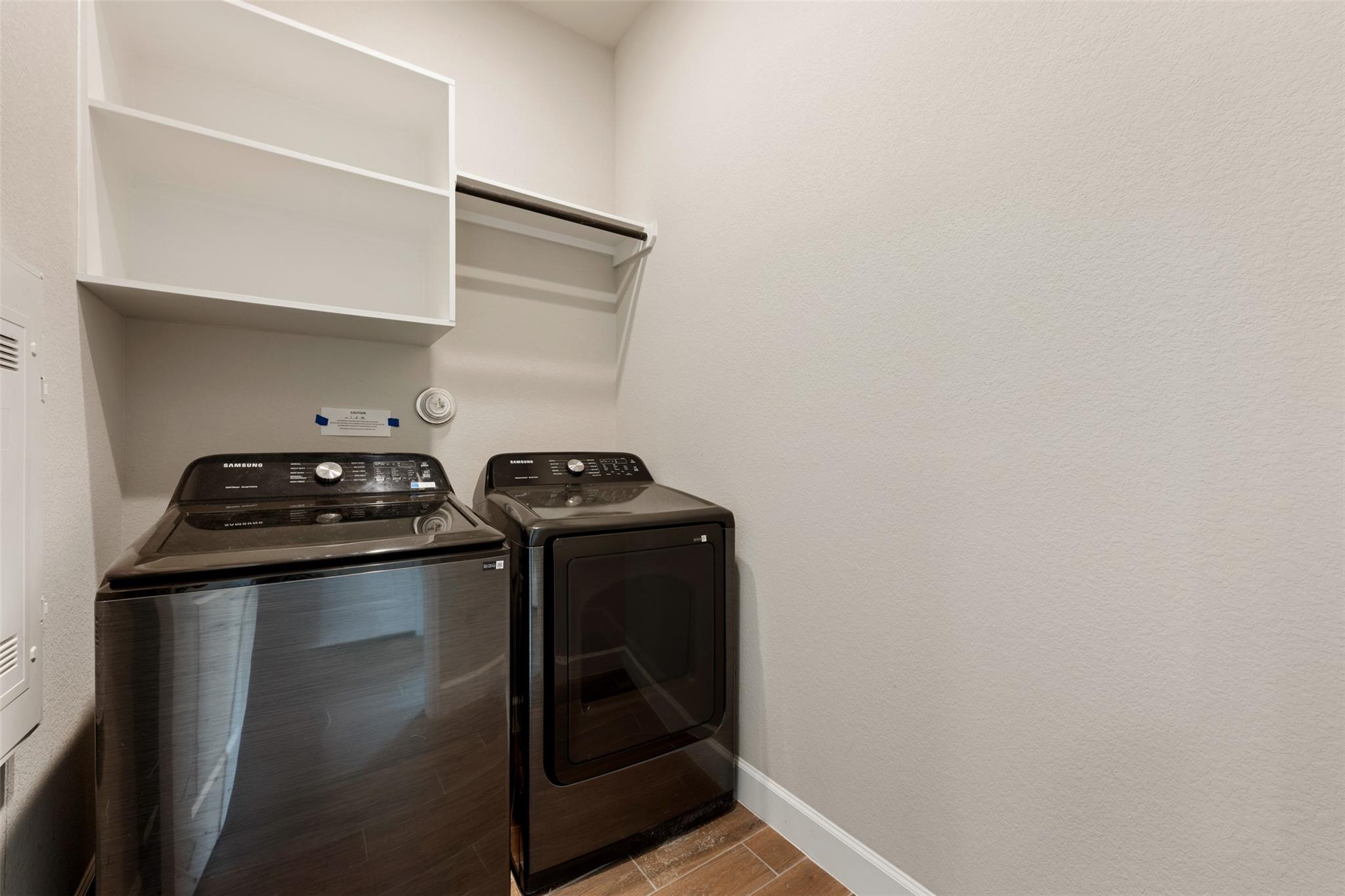 104 Anejo Bluff Ct Property Photo 33