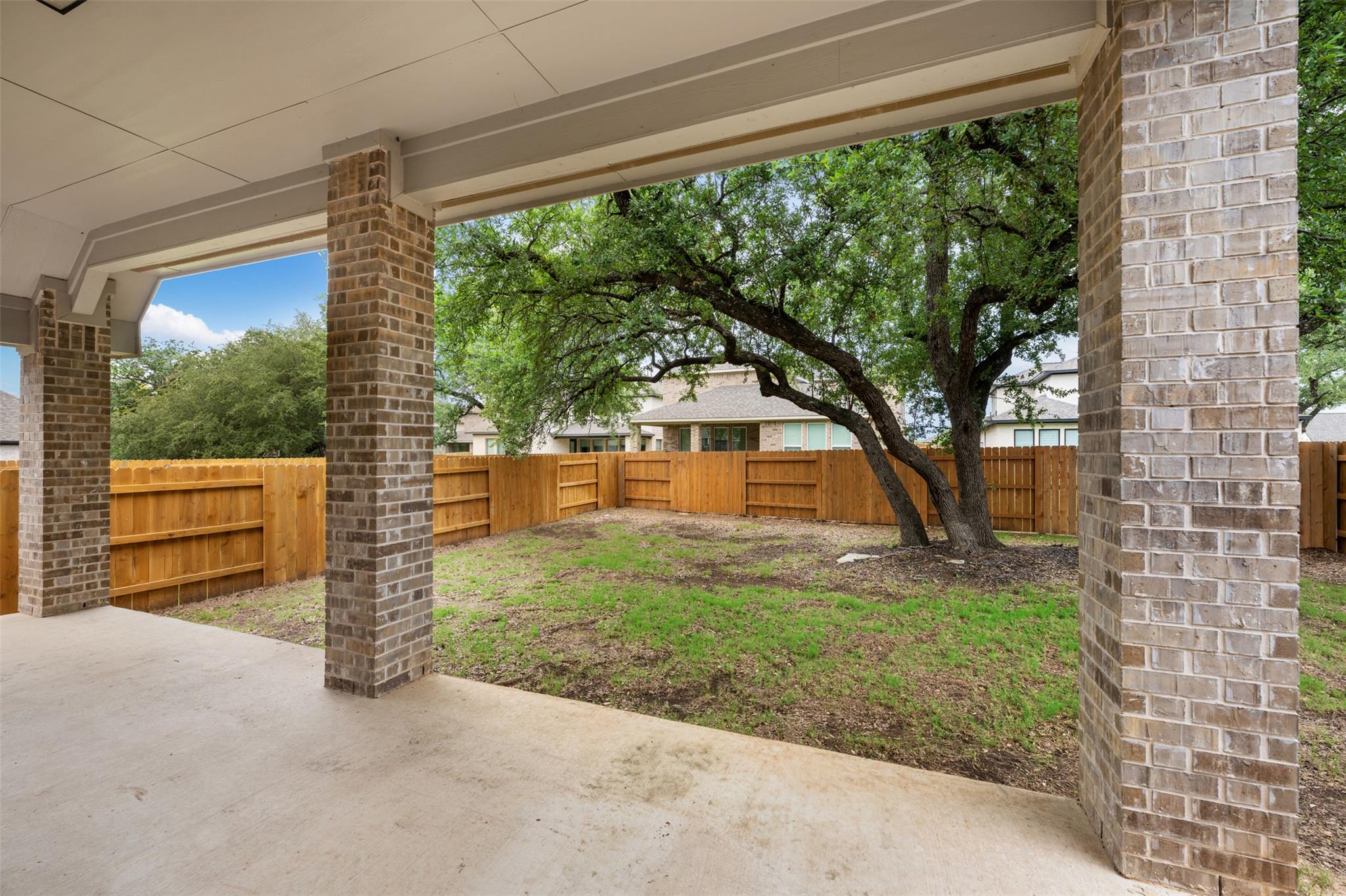 104 Anejo Bluff Ct Property Photo 34