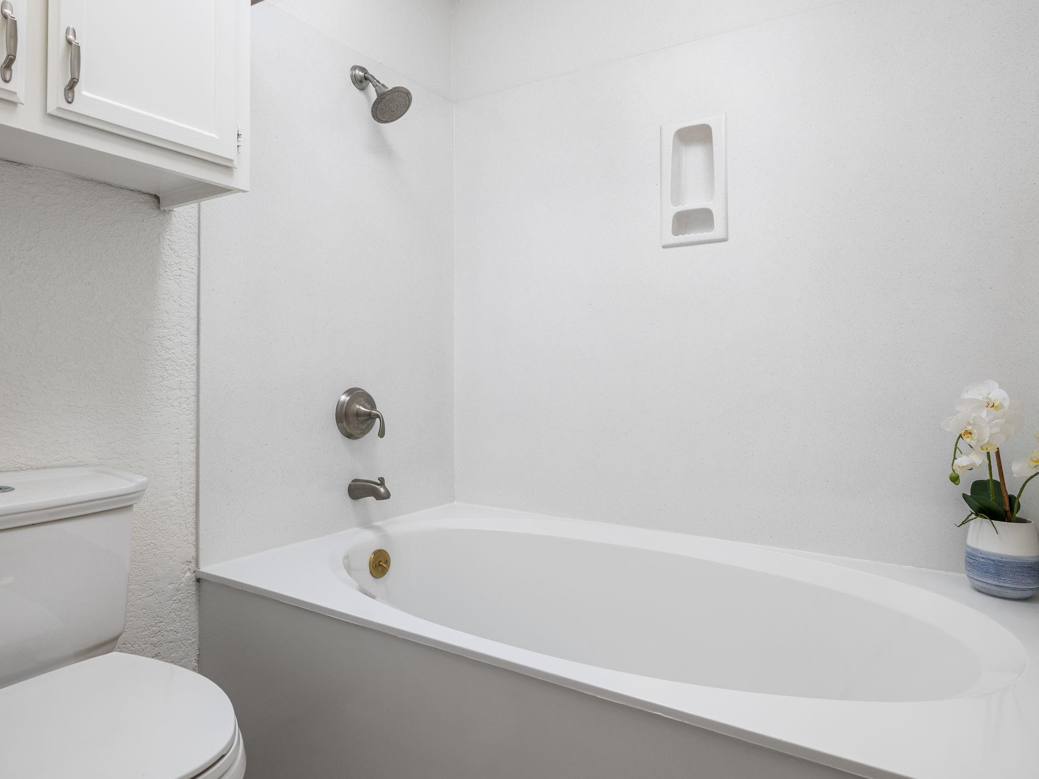 3944 Shoal Creek Blvd #b Property Photo 20