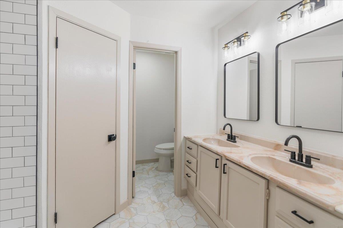 2305 Donna Dr Property Photo 14