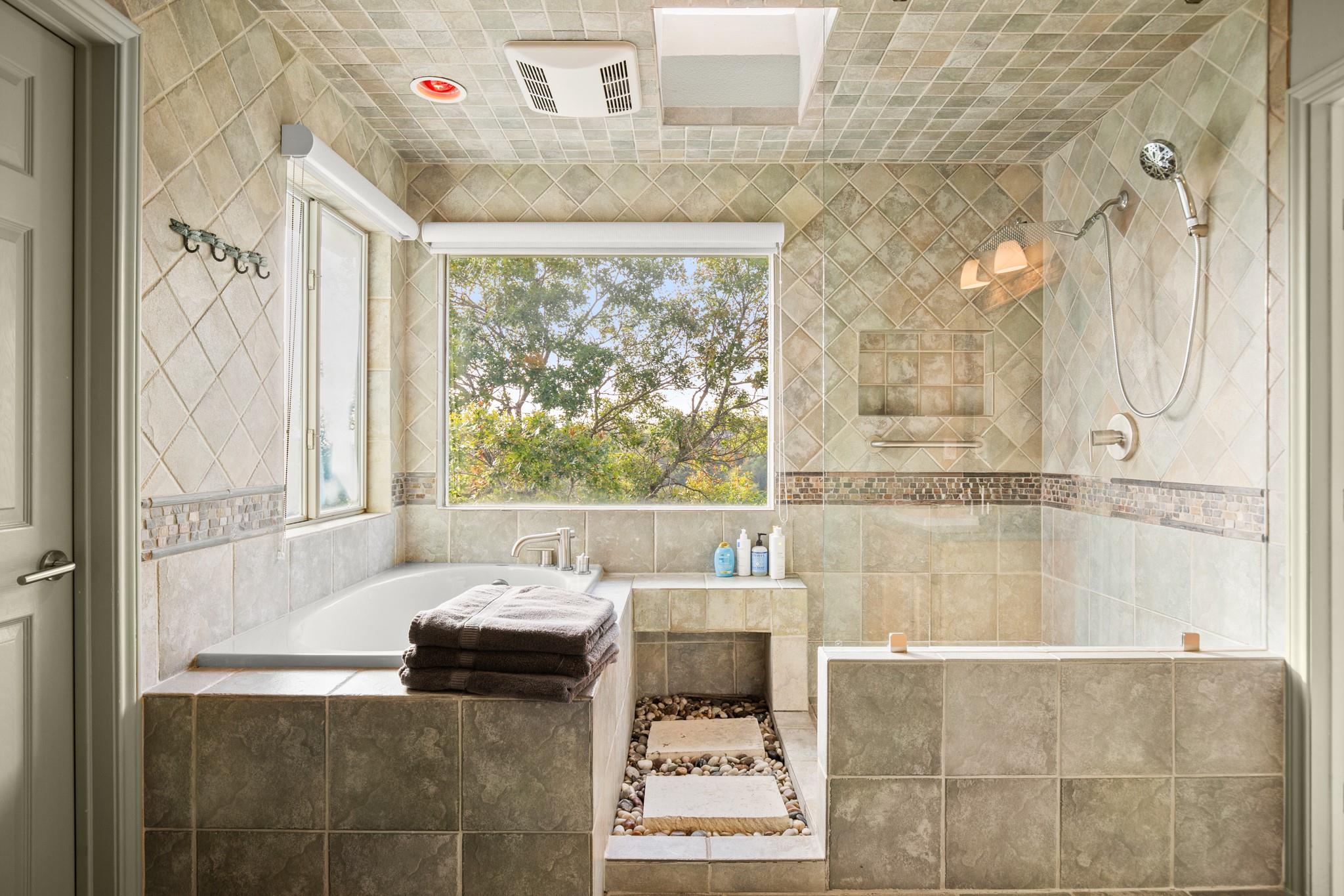 7209 Foxtree Cv Property Photo 2