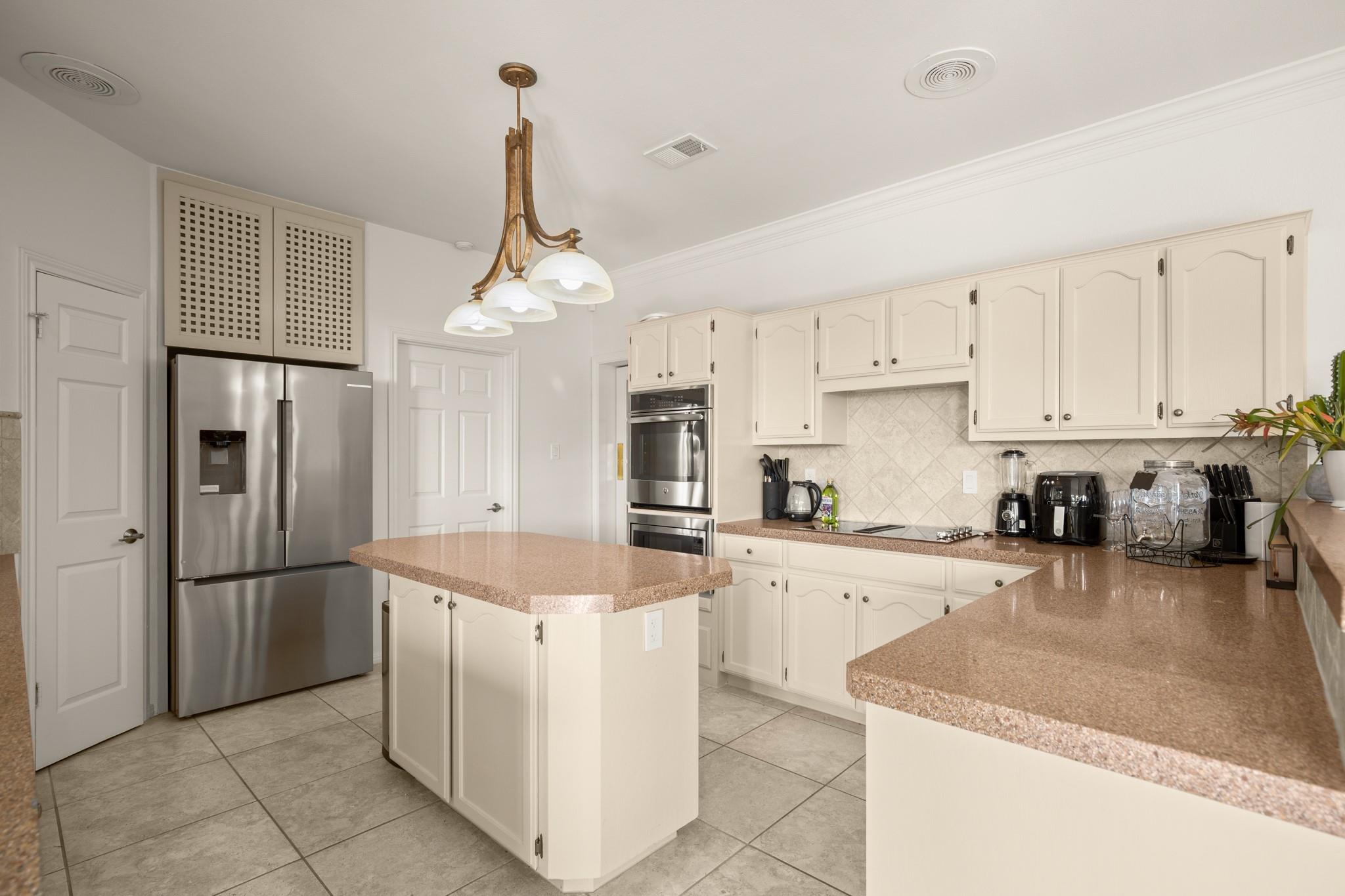 7209 Foxtree Cv Property Photo 24