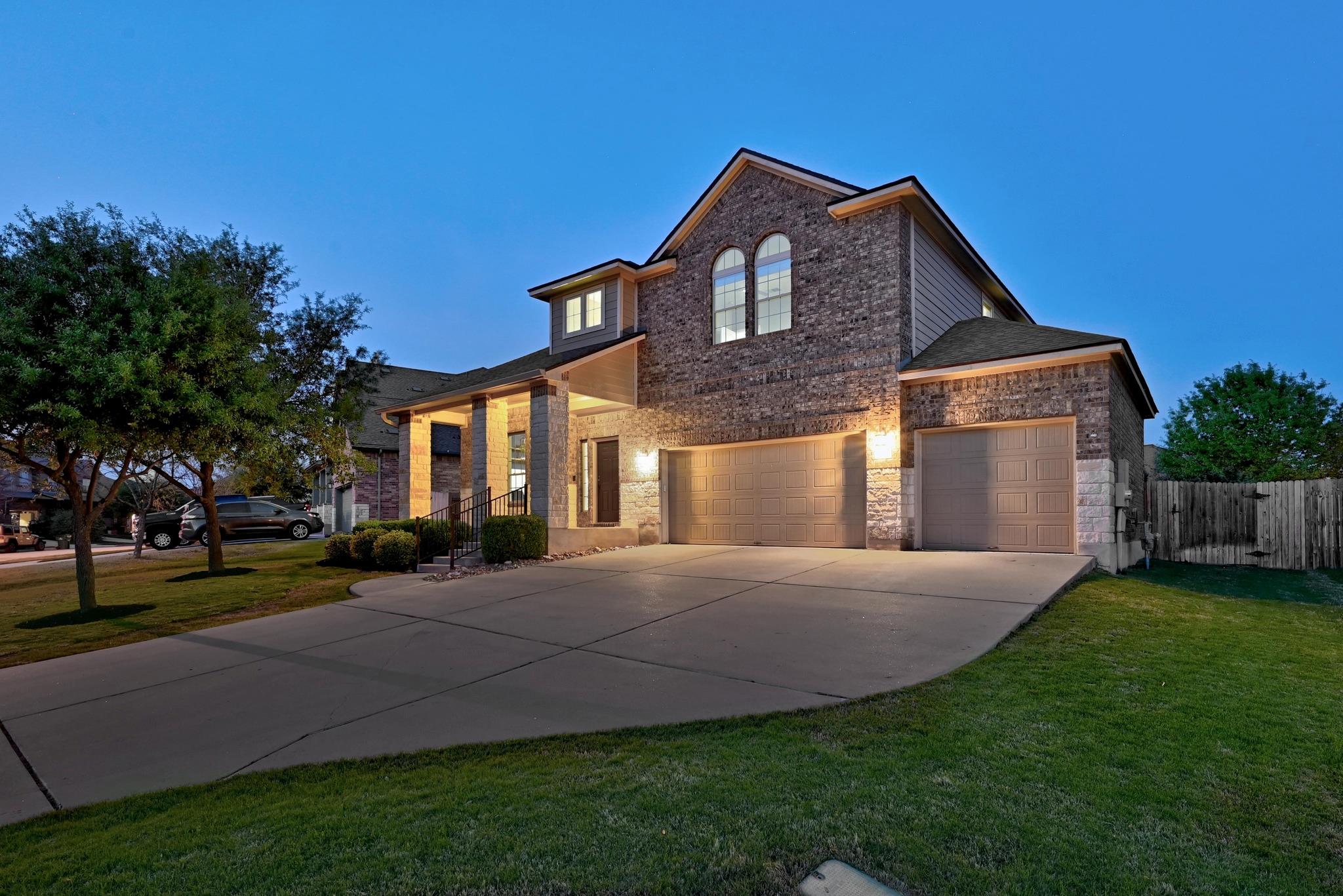 17905 Misty Harbor Dr Property Photo 1