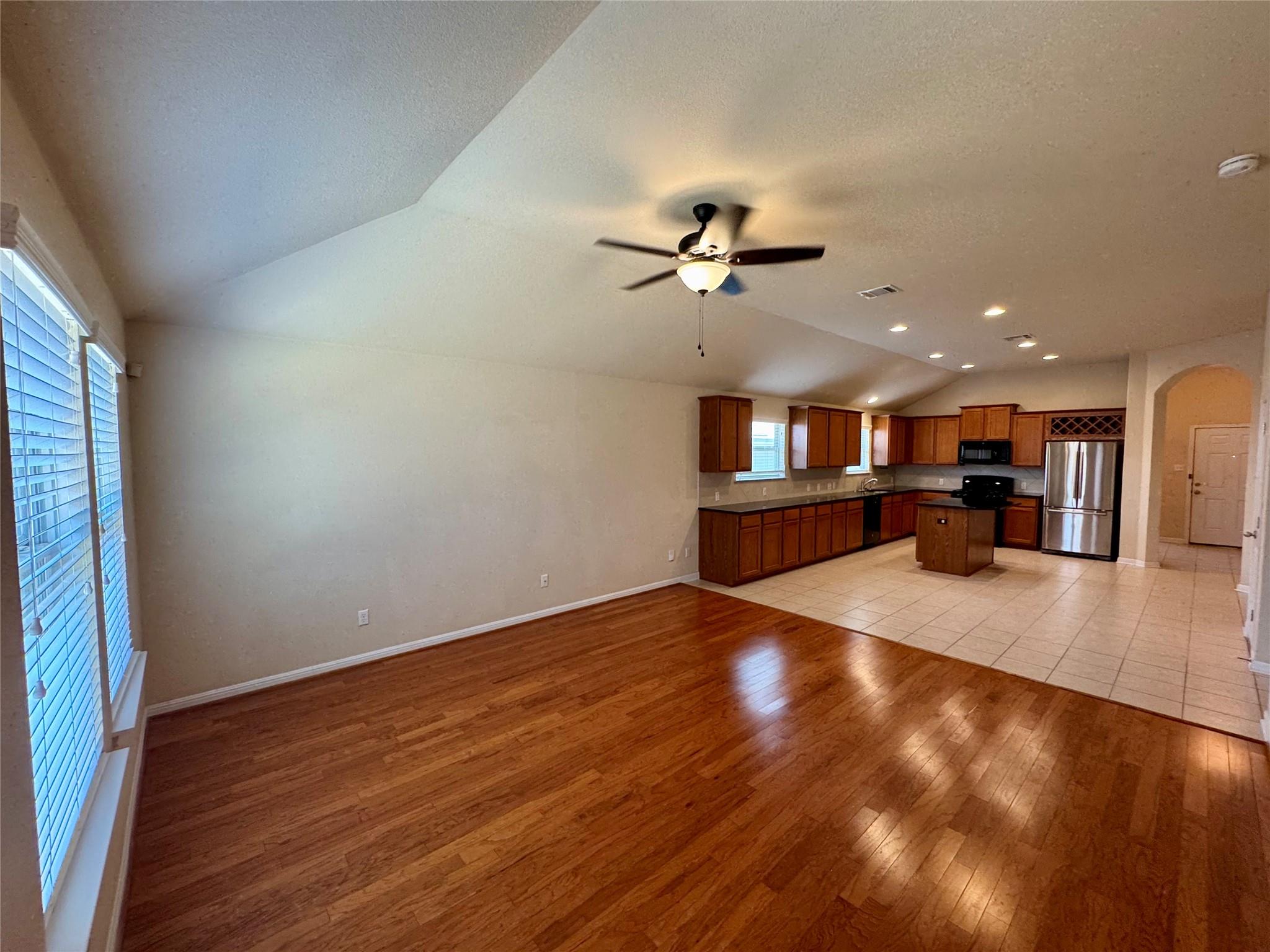 112 Beargrass Dr Property Photo 5